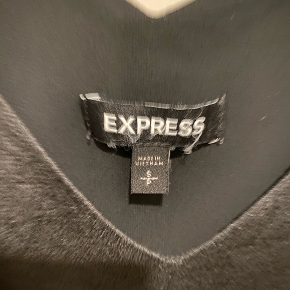 Top - Picture 3 of 4